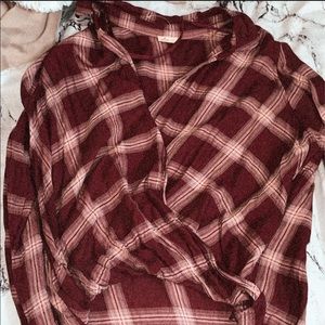 Front cross plaid shirt!